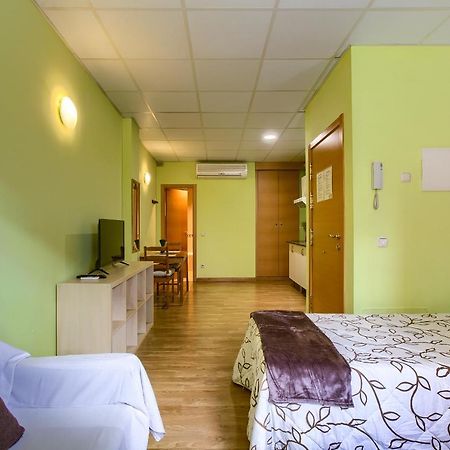 Apartamentos Barajas มาดริด ภายนอก รูปภาพ