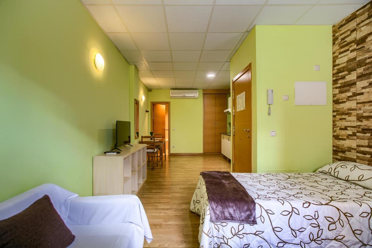 Apartamentos Barajas มาดริด ภายนอก รูปภาพ