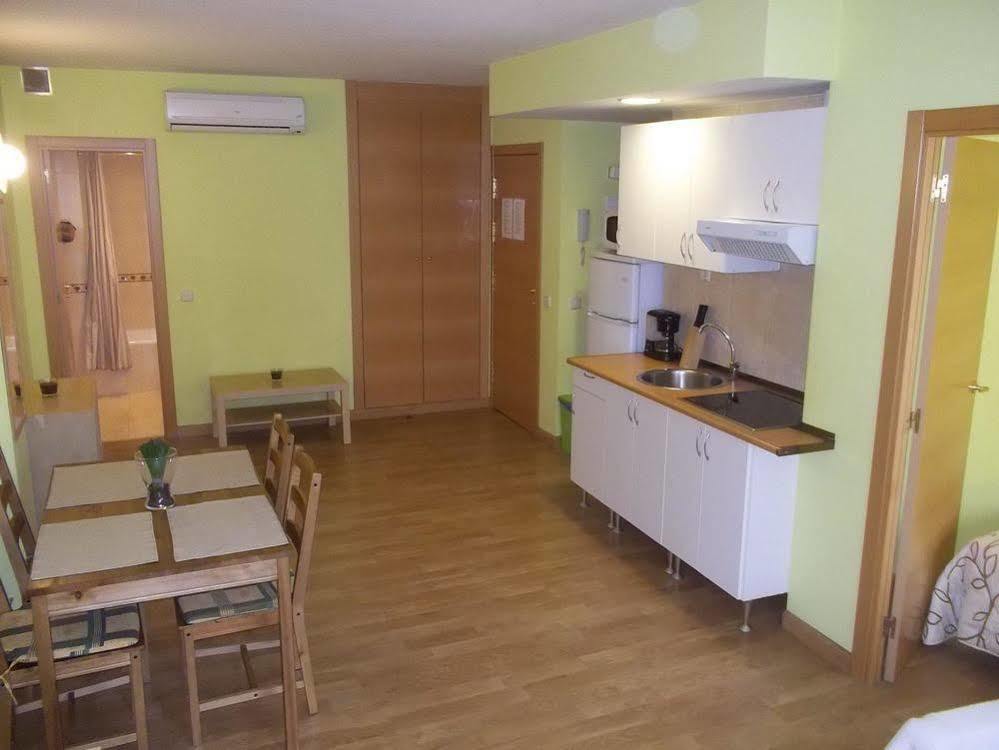 Apartamentos Barajas มาดริด ภายนอก รูปภาพ