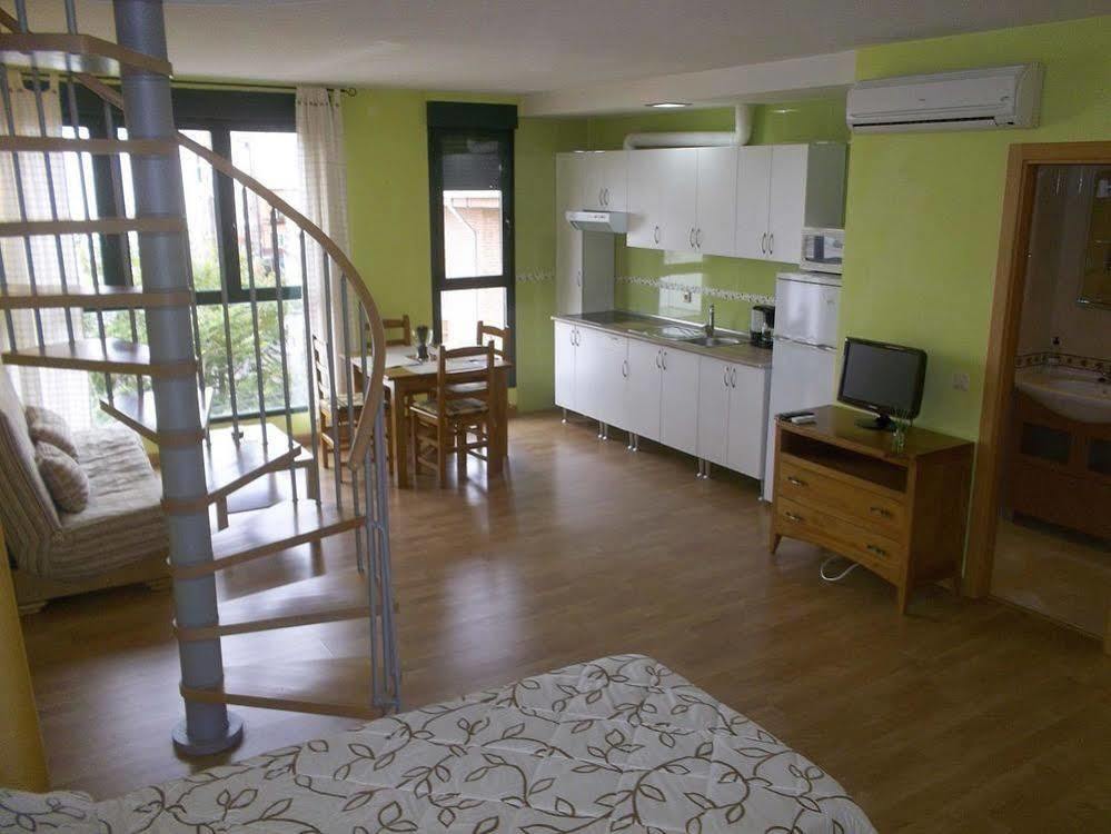 Apartamentos Barajas มาดริด ภายนอก รูปภาพ