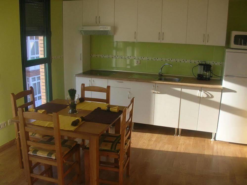 Apartamentos Barajas มาดริด ภายนอก รูปภาพ