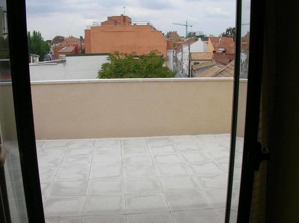 Apartamentos Barajas มาดริด ภายนอก รูปภาพ